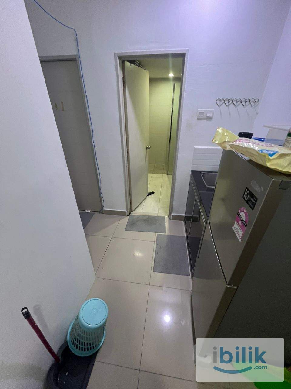 (MALE only) Small Room at Menara U2, Shah Alam - Image 1