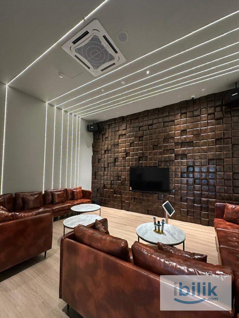 Middle Room For Rent @ M Oscar - Image 9