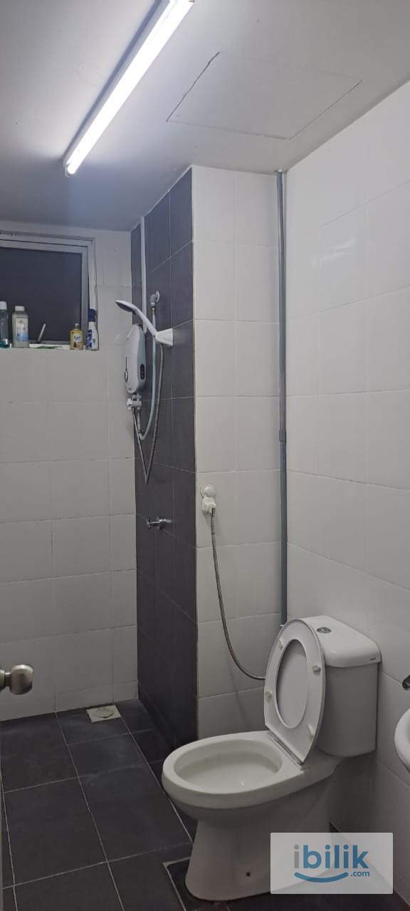 MIDDLE ROOM FOR RENT MAXIM CITYLIGHTS - PRIVATE ROOM FEMALE ONLY - (SENTUL,HKL,GOMBAK) - Image 2