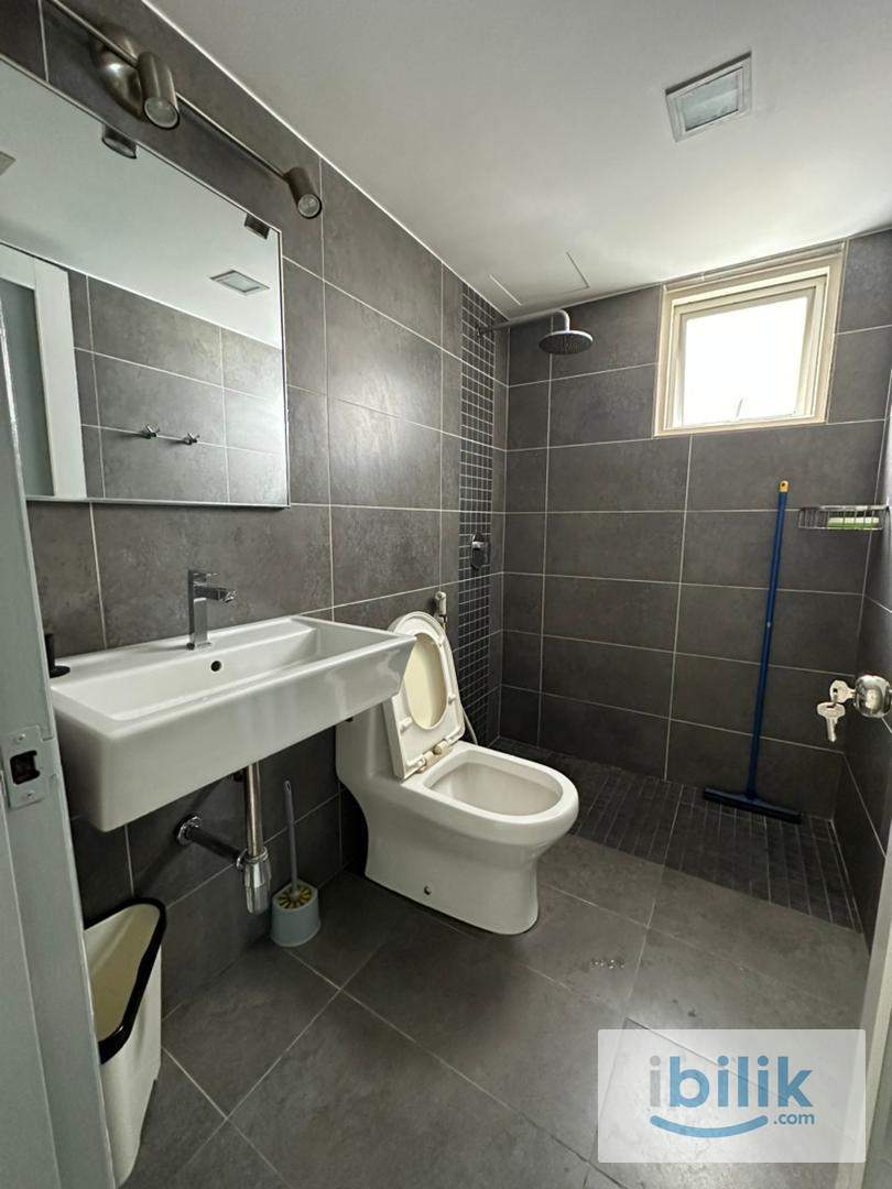 pantai hillpark phase 2 room for rent - Image 3