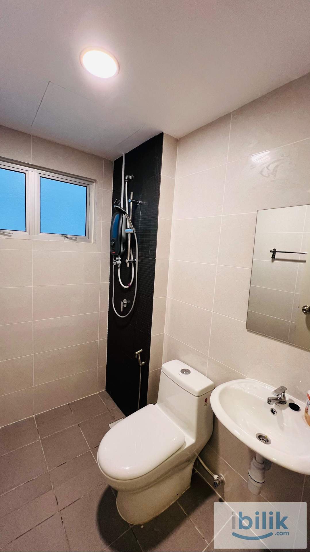 Nice Middle Room for Rent - Fully Furnished - Image 8