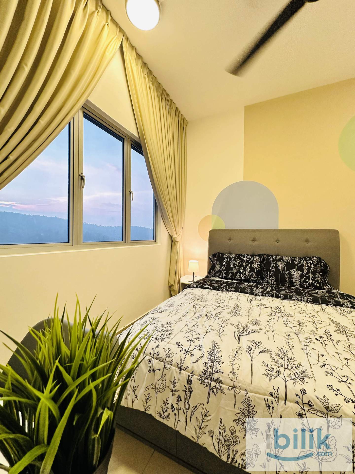 Master Room at Acacia Residences, Sepang - Image 7