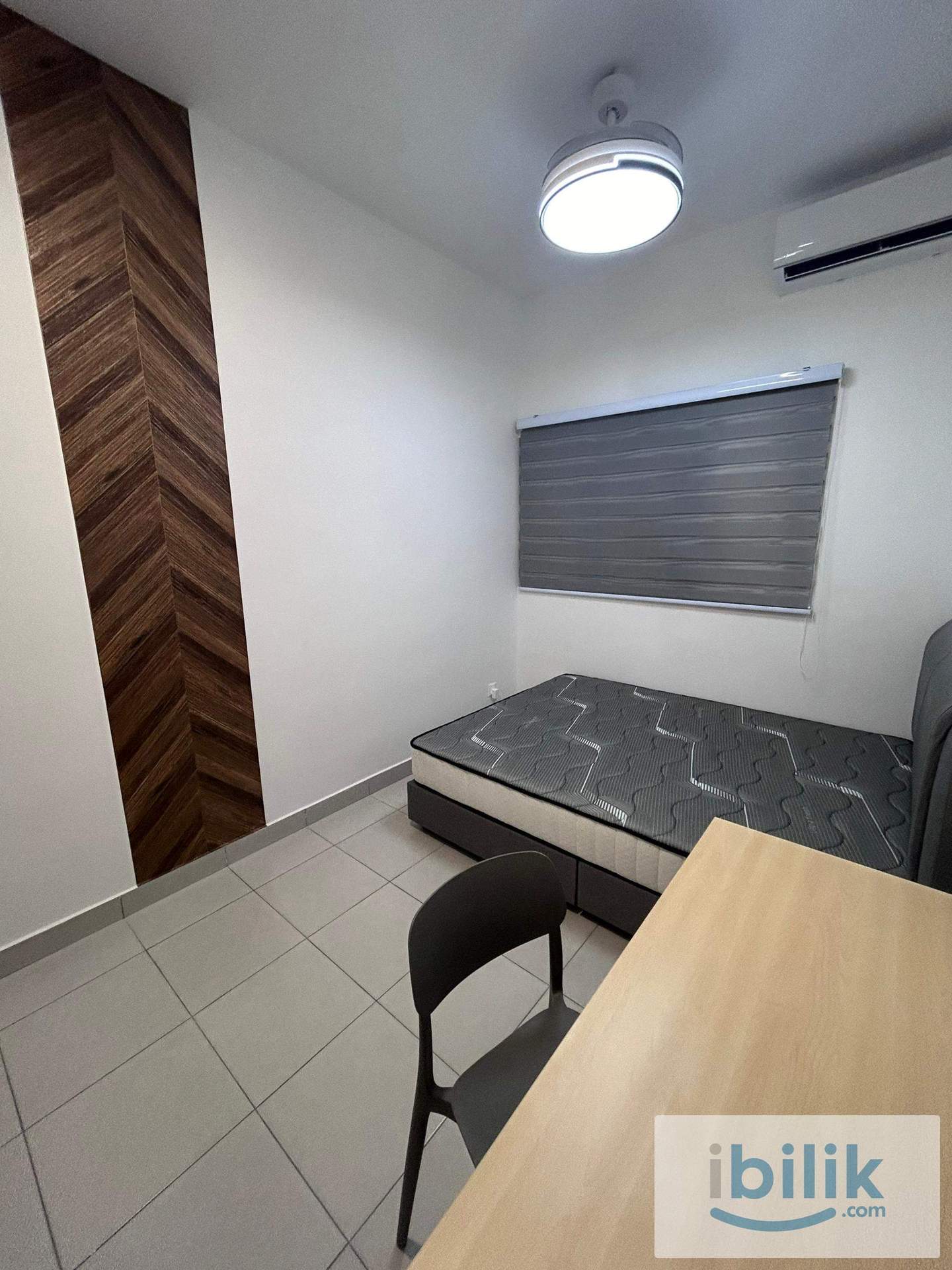 Netizen middle room for rent - Image 3