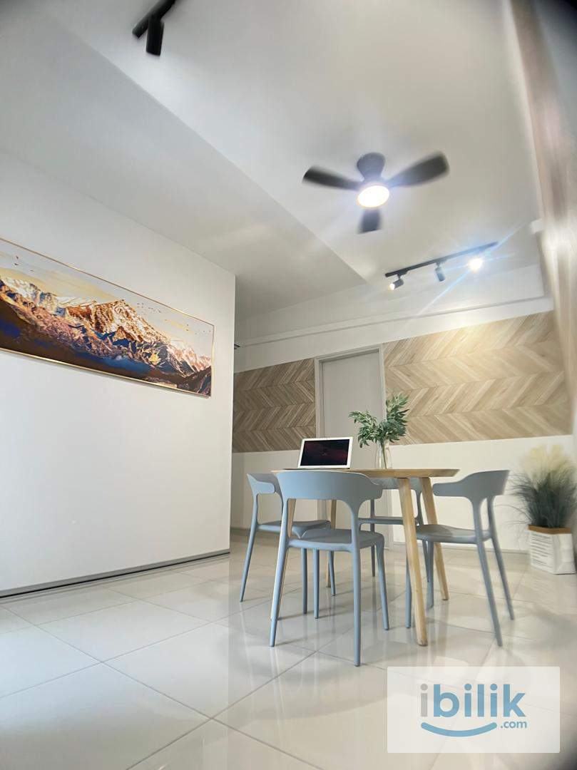 Riana South master room for rent - Image 8