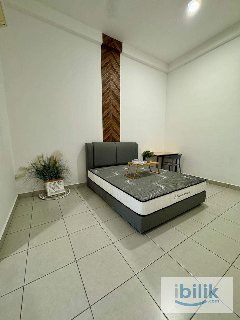 Master room all female for rent - Image 1