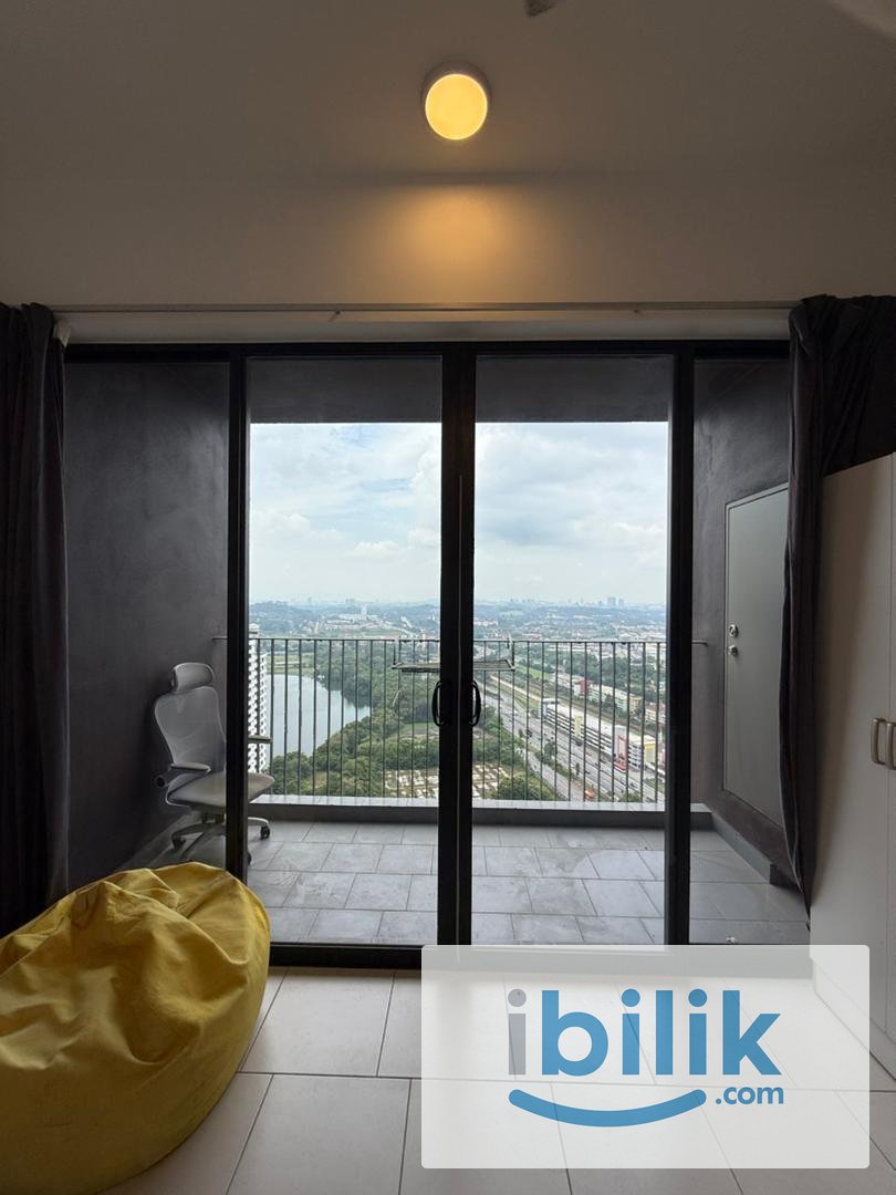 Astetica Residences Master Bedroom for Rent - Image 3
