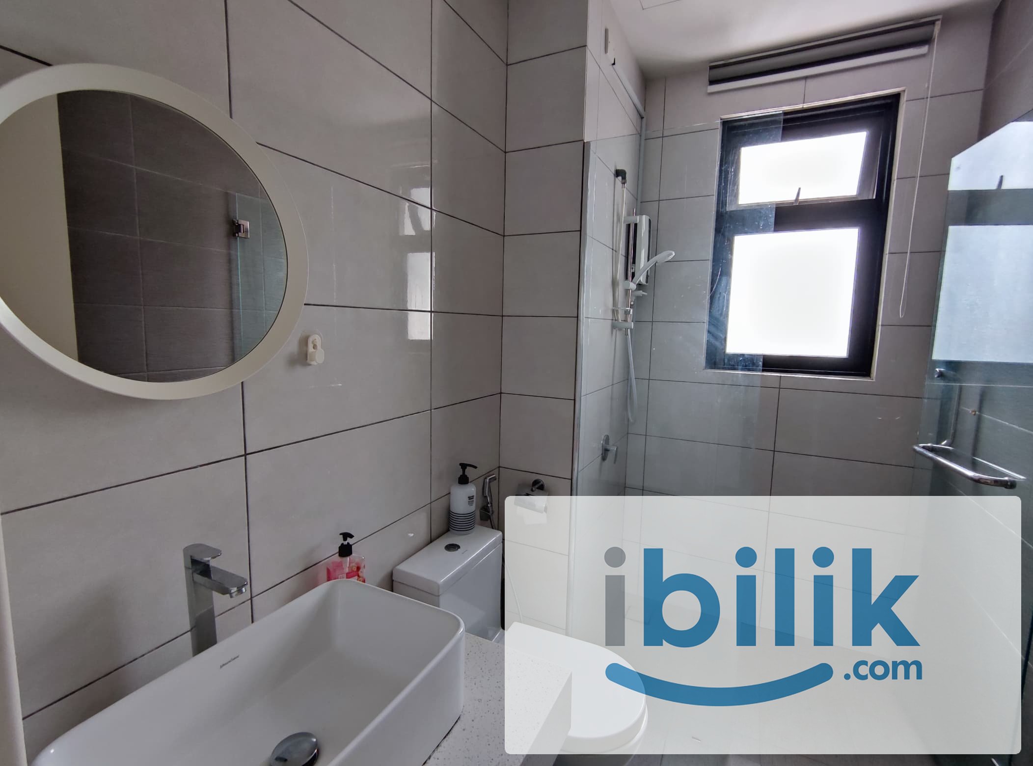 Astetica Residences Master Bedroom for Rent - Image 10