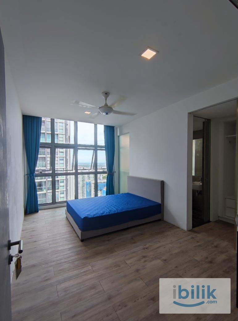 Lakefront Residences Private Bedroom for Rent - Image 1