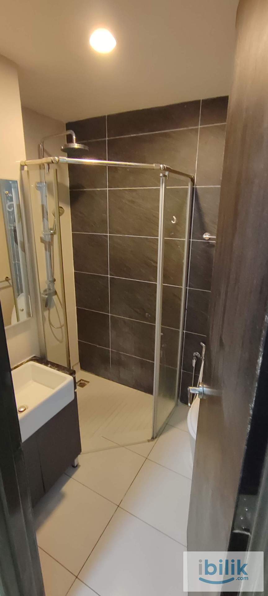 JB ROOM RENTAL- NEAR CIQ - Image 3