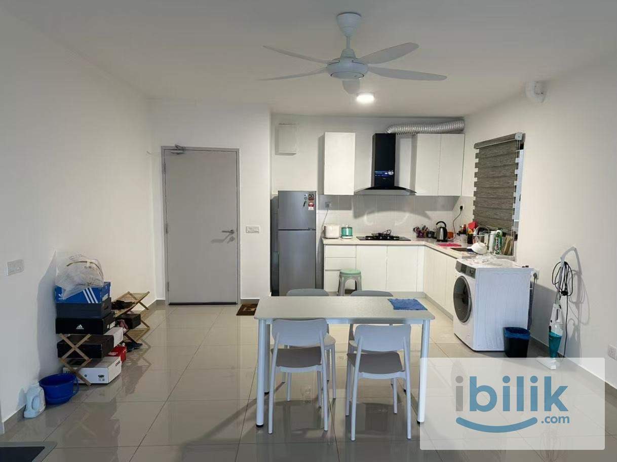 Fully Furnished 🌟 Middle Room @ 🏠 Huni Eco Ardence, Setia Alam - Image 6