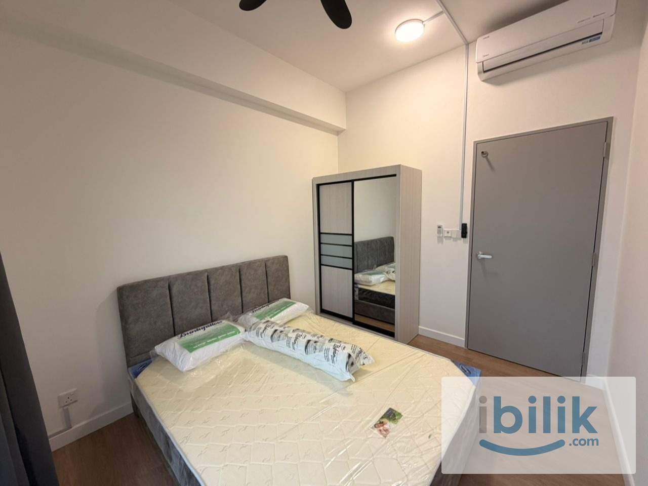 Middle Room - Image 3