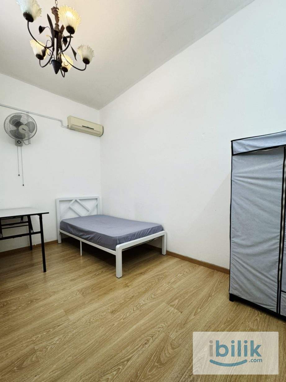 BU2 Walking distance to MRT 1 Utama Middle Room at Bandar Utama, 💥💥 𝙕𝙀𝙍𝙊 𝘿𝙚𝙥𝙤𝙨𝙞𝙩 - Image 1