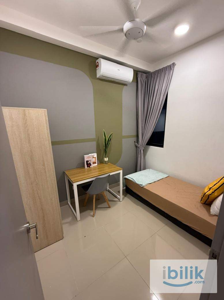 99 Residence Single Room Direct Access to MRR2 & Jalan Kuching (No Partition) - Image 3