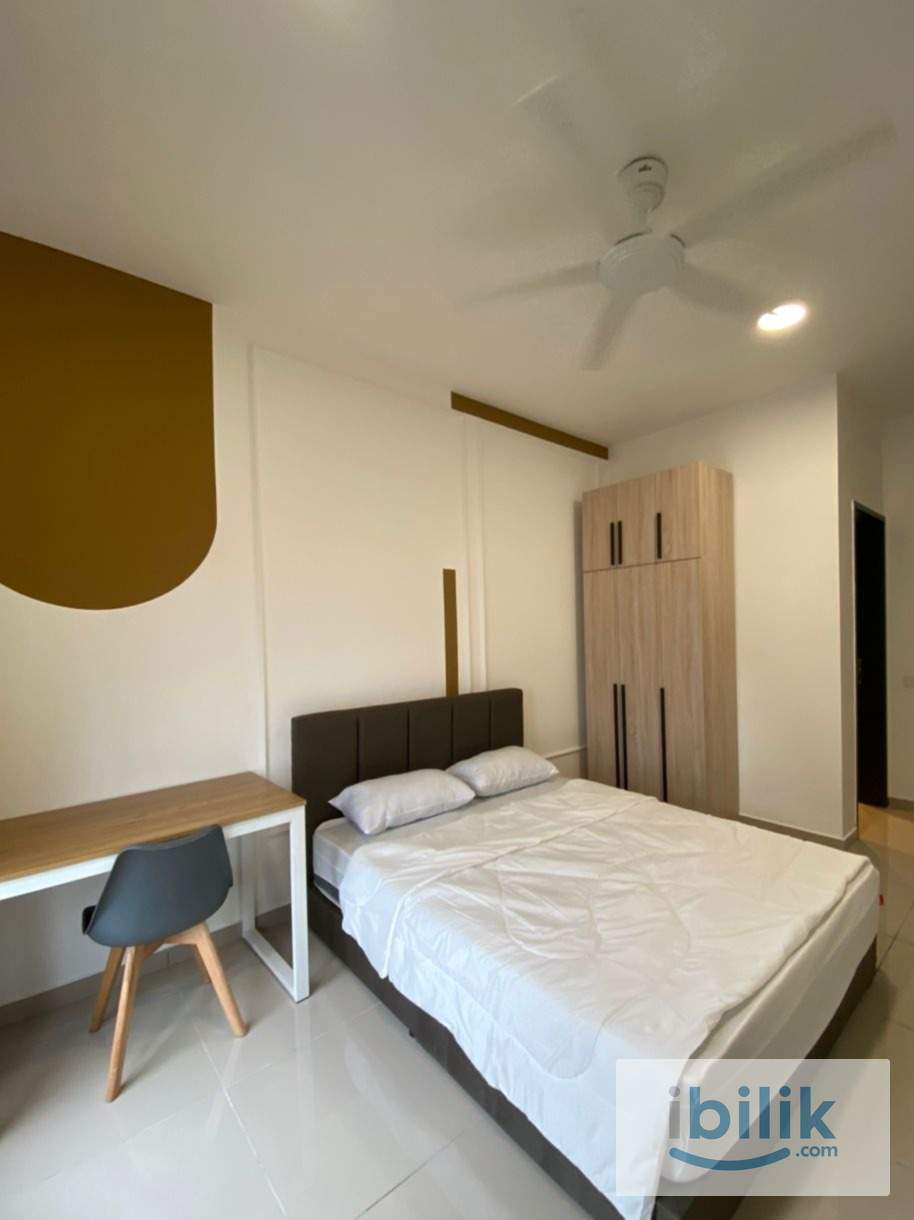 D'Quince Residences, Room For Rent at Empire City - Image 2