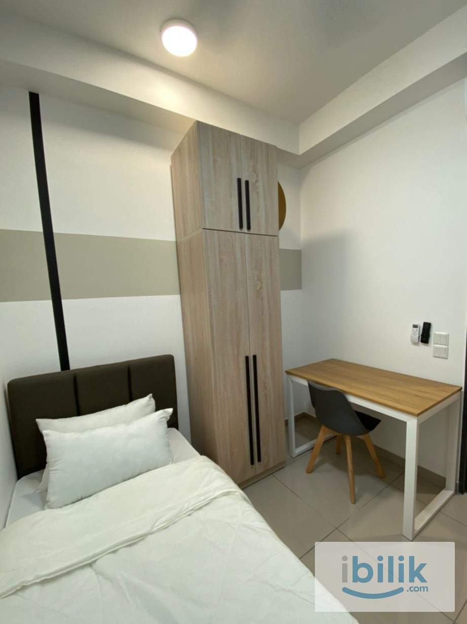 D'Quince Residences, Room For Rent at Empire City - Image 4