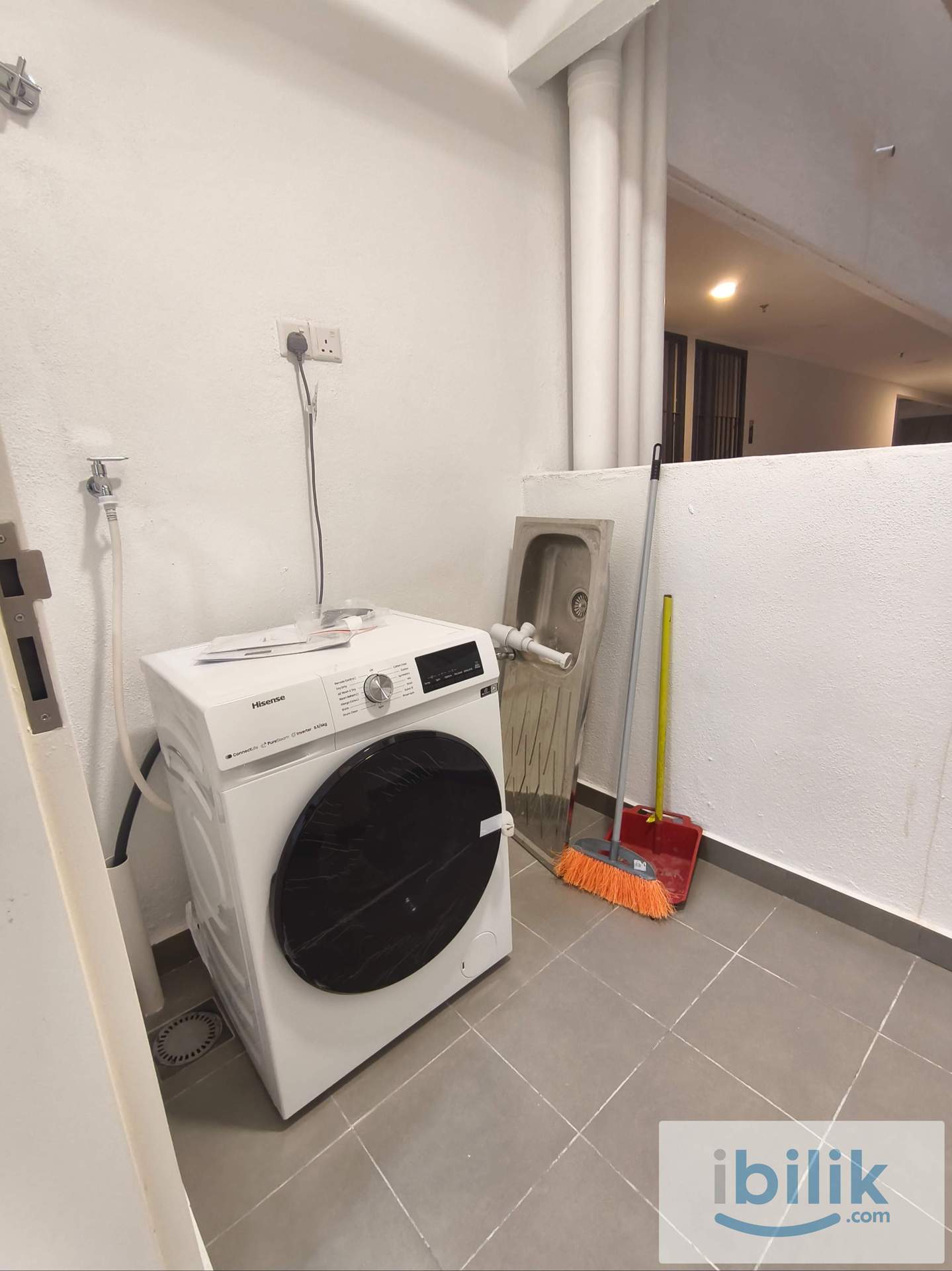 D’Erica Residences, Master Room For Rent at Empire City Ikea MRT Mutiara Damansara - Image 3