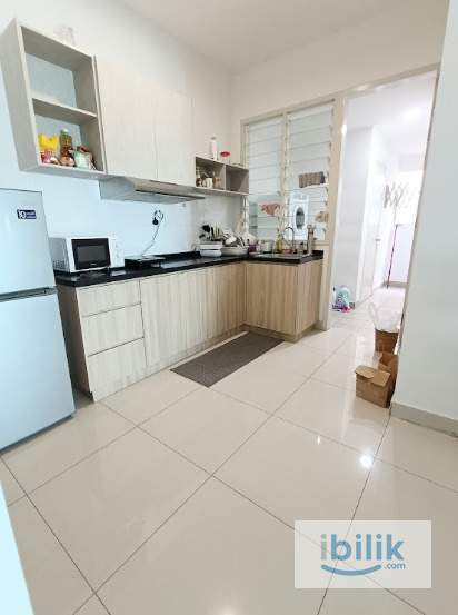 Fully Furnished Room @ Riverville 5 Mins to Bloomsvale  KTM Mid Valley Sunway PJ - Image 4