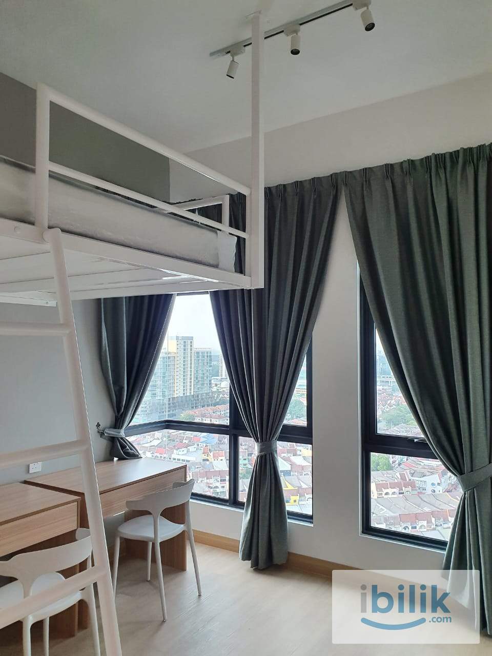 THE GRAND SUBANG SS15 MASTER ROOM FOR RENT  - Image 1