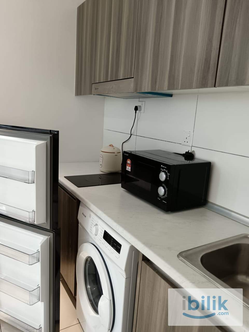 TAMAN SUBANG PERMAI USJ 1 FULLY FURNISHED STUDIO BALCONY LAKEVIEW - Image 4
