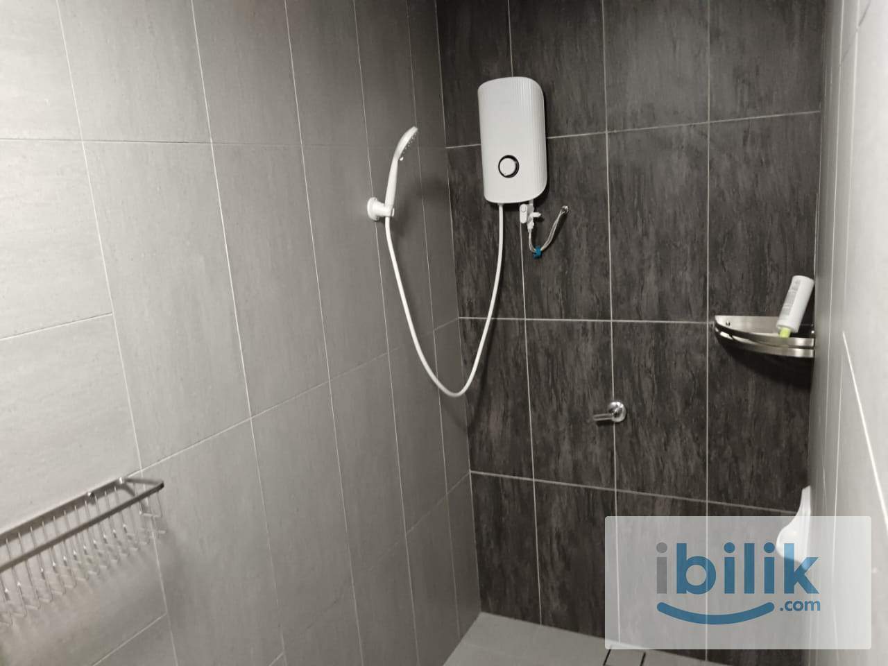 TAMAN SUBANG PERMAI USJ 1 2 BEDROOM 1 BATHROOM  UNIT FOR RENT  - Image 3