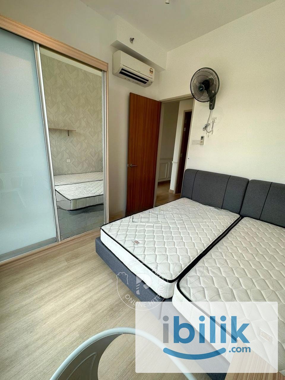 Master Room - Image 1