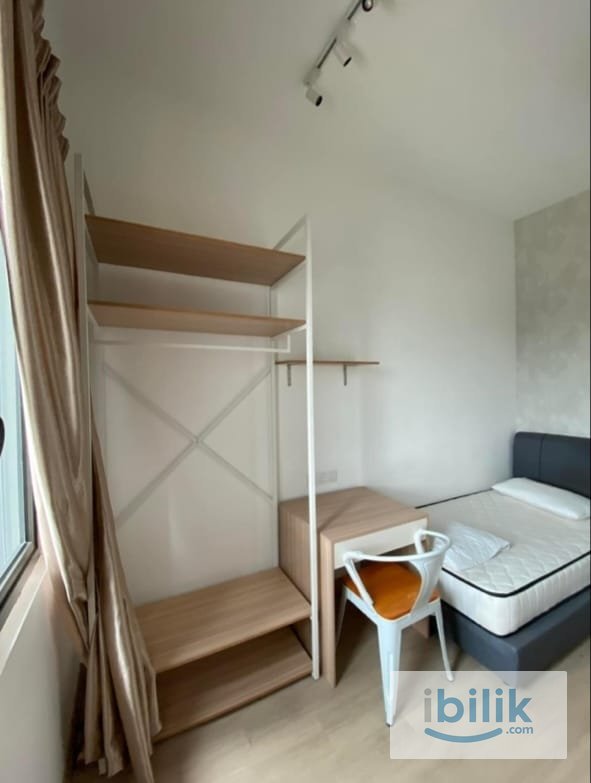 SS13 NON BALCONY MEDIUM ROOM - Image 1