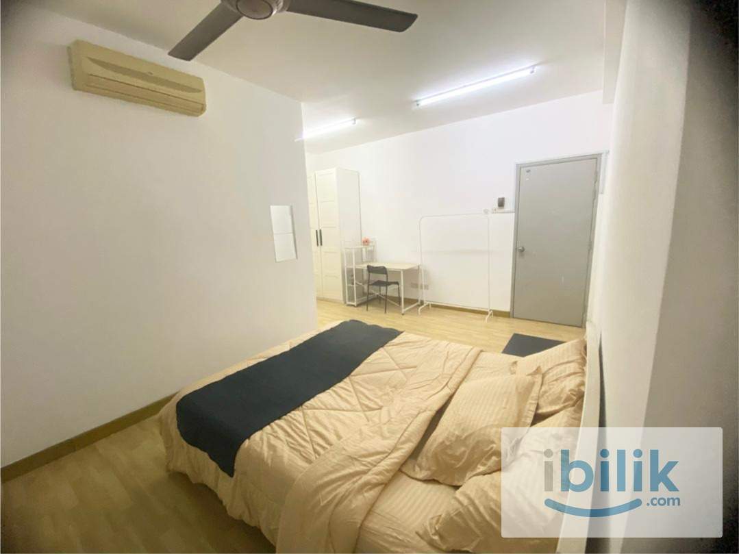 Actual Picture Comfy Master Room Private Bathroom Good View🚶🏻 Walk to MRT Kota Damansara/Segi🧹Weekly Cleaning Free Wifi - Image 2