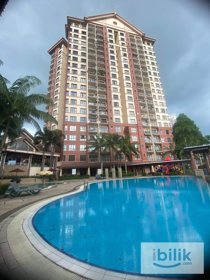 Resort Style Condo 🌇 Male Furnished Room🚶🏻 Opposite MRT Surian/IOI Damansara 🌇🧹Weekly Cleaning & Free Wifi - Image 5