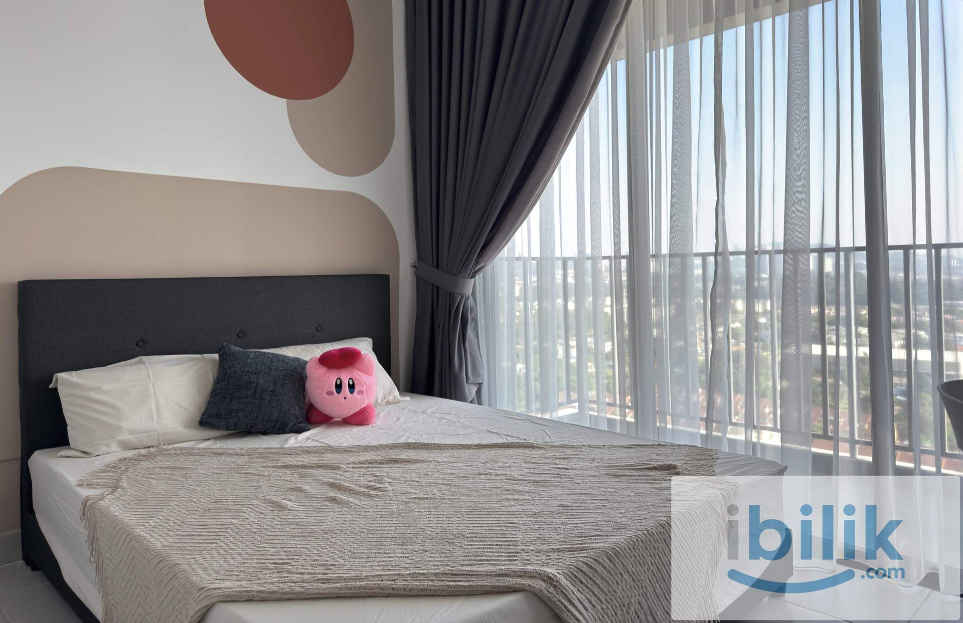 🌷Balcony Room (Female Unit) @ Netizen MRT BTHO - Image 2