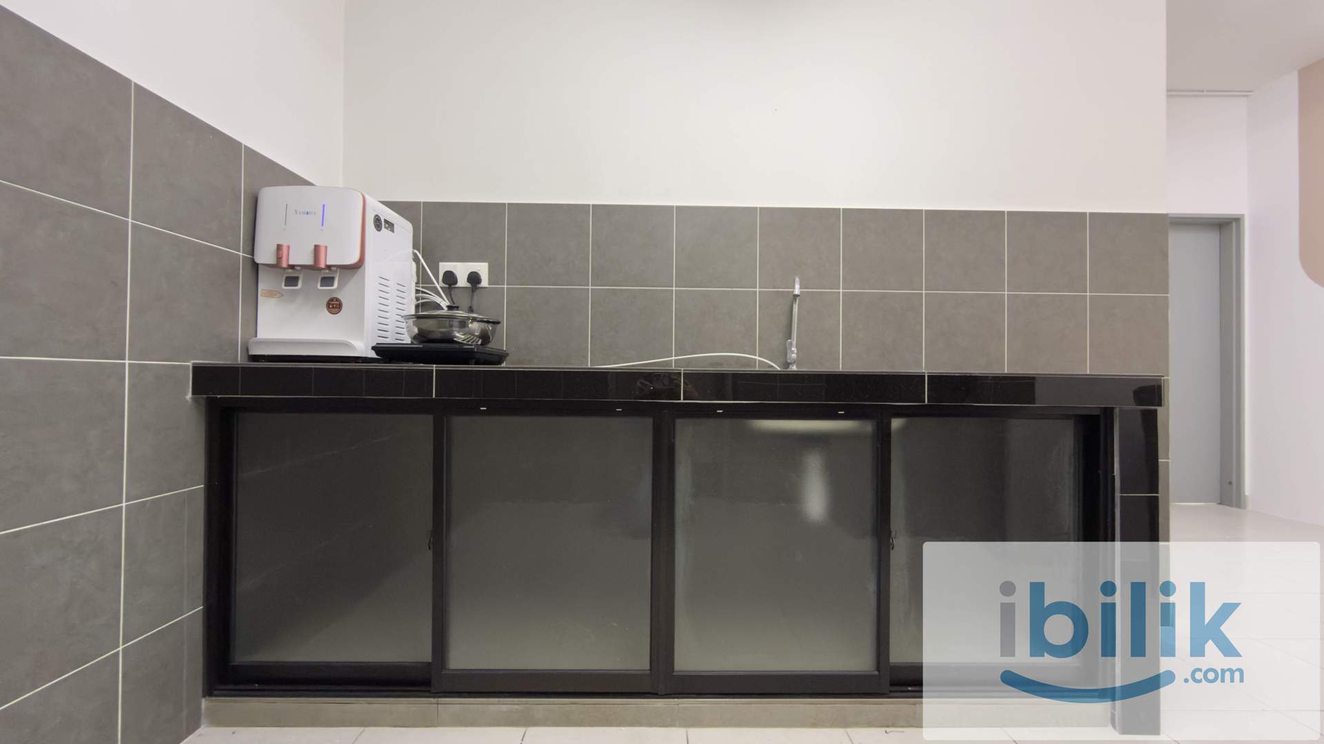 🌷Balcony Room (Female Unit) @ Netizen MRT BTHO - Image 6