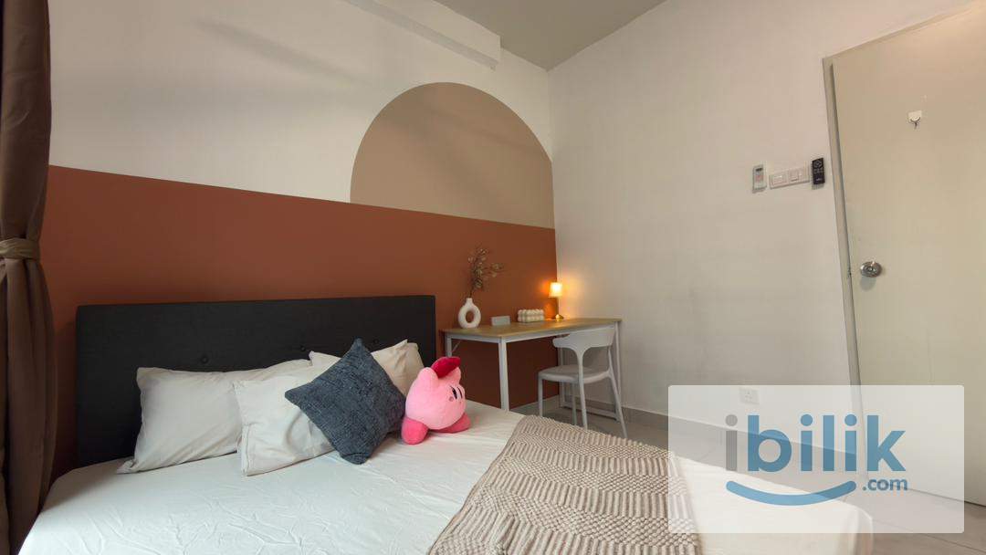 🌷Middle Room (Female Unit) @ Majestic Maxim MRT Connaught  - Image 4