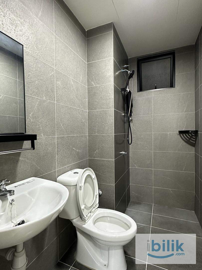 🔥Balcony Room @ Majestic Maxim MRT Connaught  - Image 4