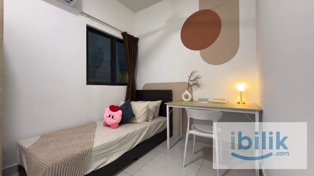 🌷Single Room (Female Unit) @ Majestic Maxim MRT Connaught  - Image 1