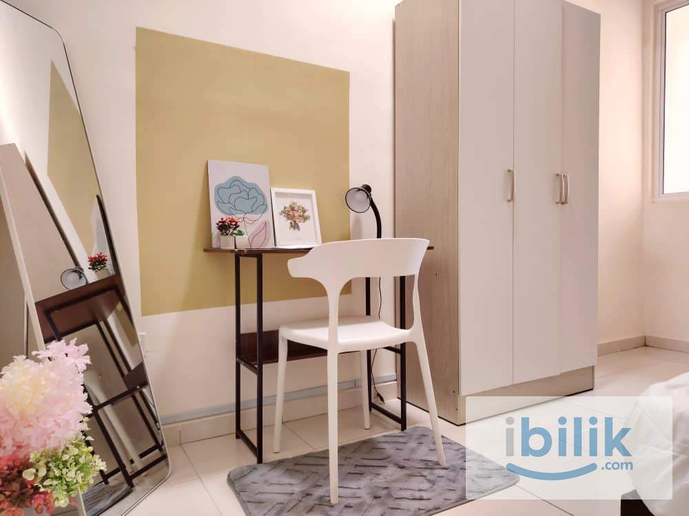 Female Unit✨ Beautiful Medium room @ BAYAN BARU/ LEPAS - Image 3