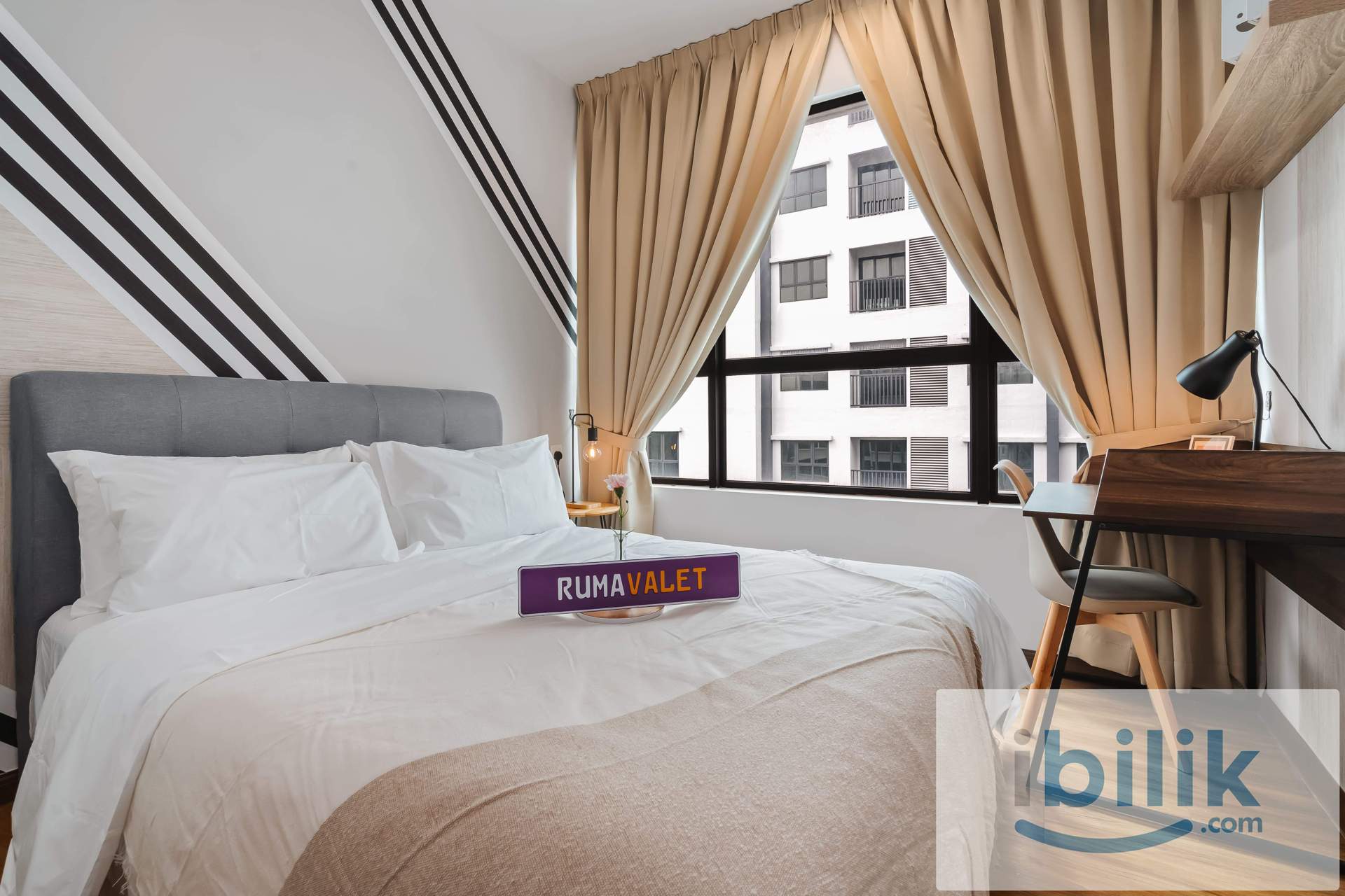Middle room at Damansara Perdana, Near 1 Utama & IKEA Damansara  - Image 1
