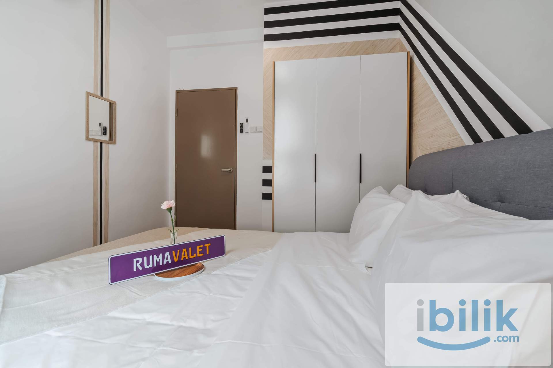 Middle room at Damansara Perdana, Near 1 Utama & IKEA Damansara  - Image 3