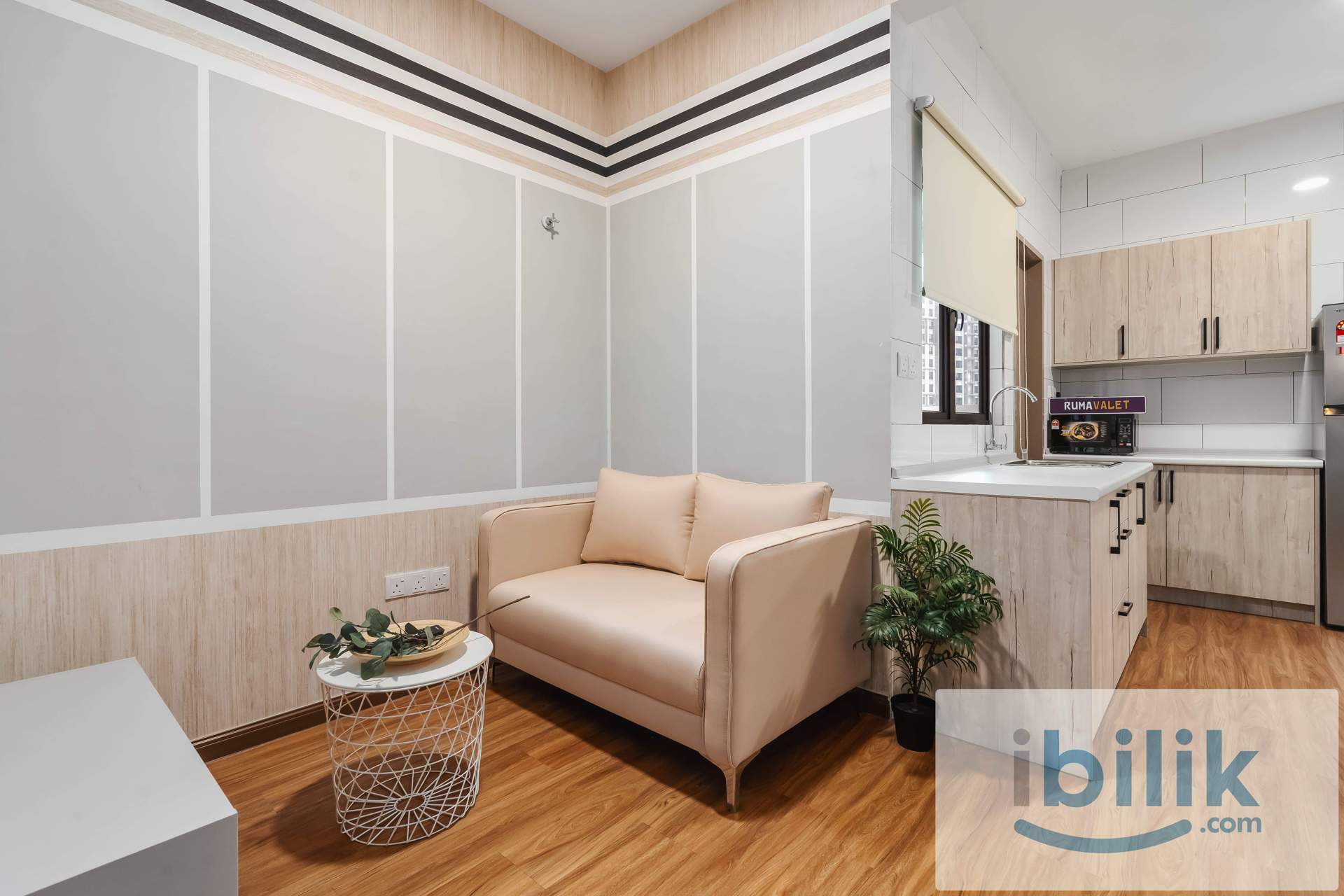 Middle room at Damansara Perdana, Near 1 Utama & IKEA Damansara  - Image 9