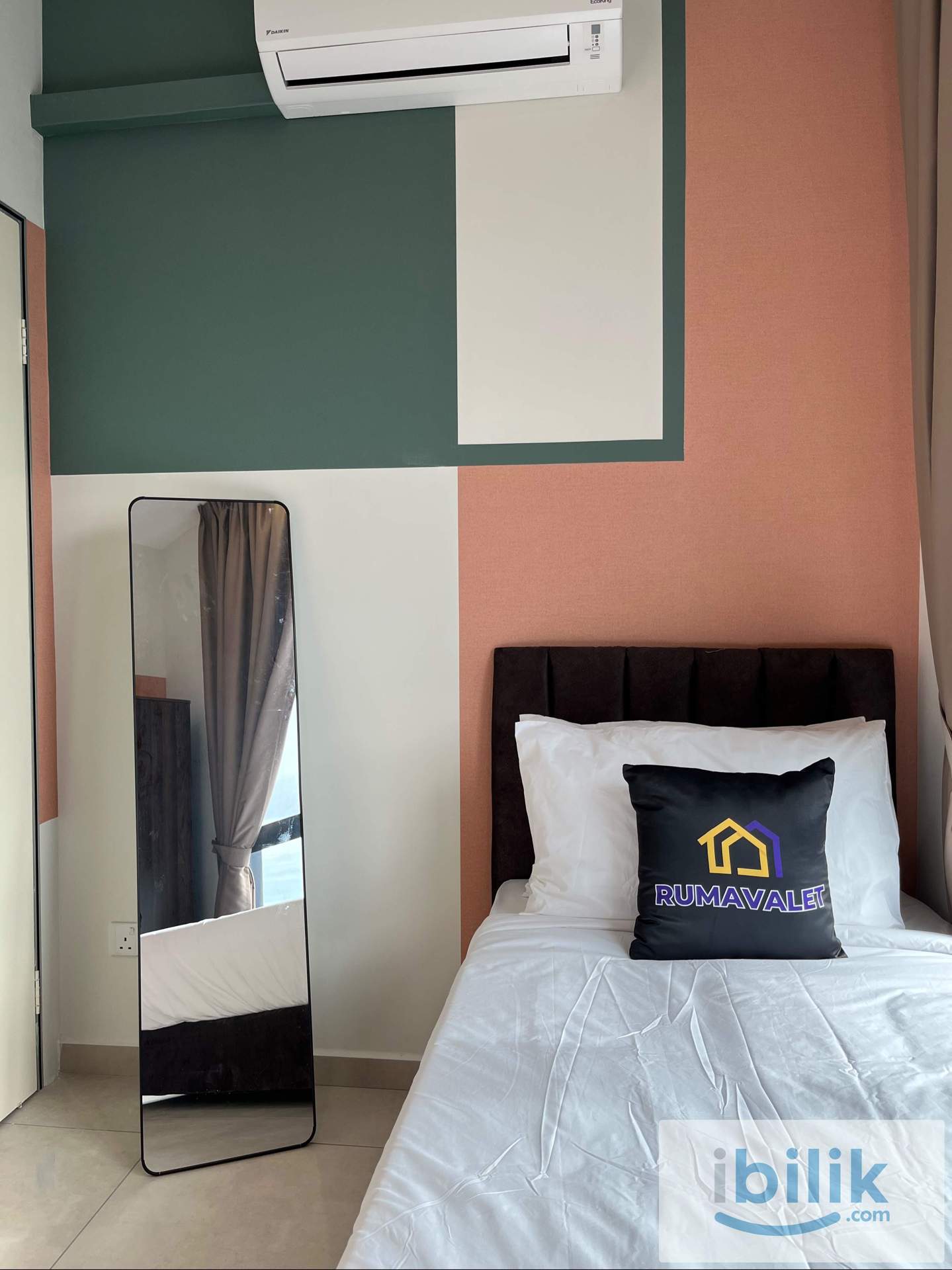FULLY FURNISHED Private Single Room at Meta Residence  - Image 2