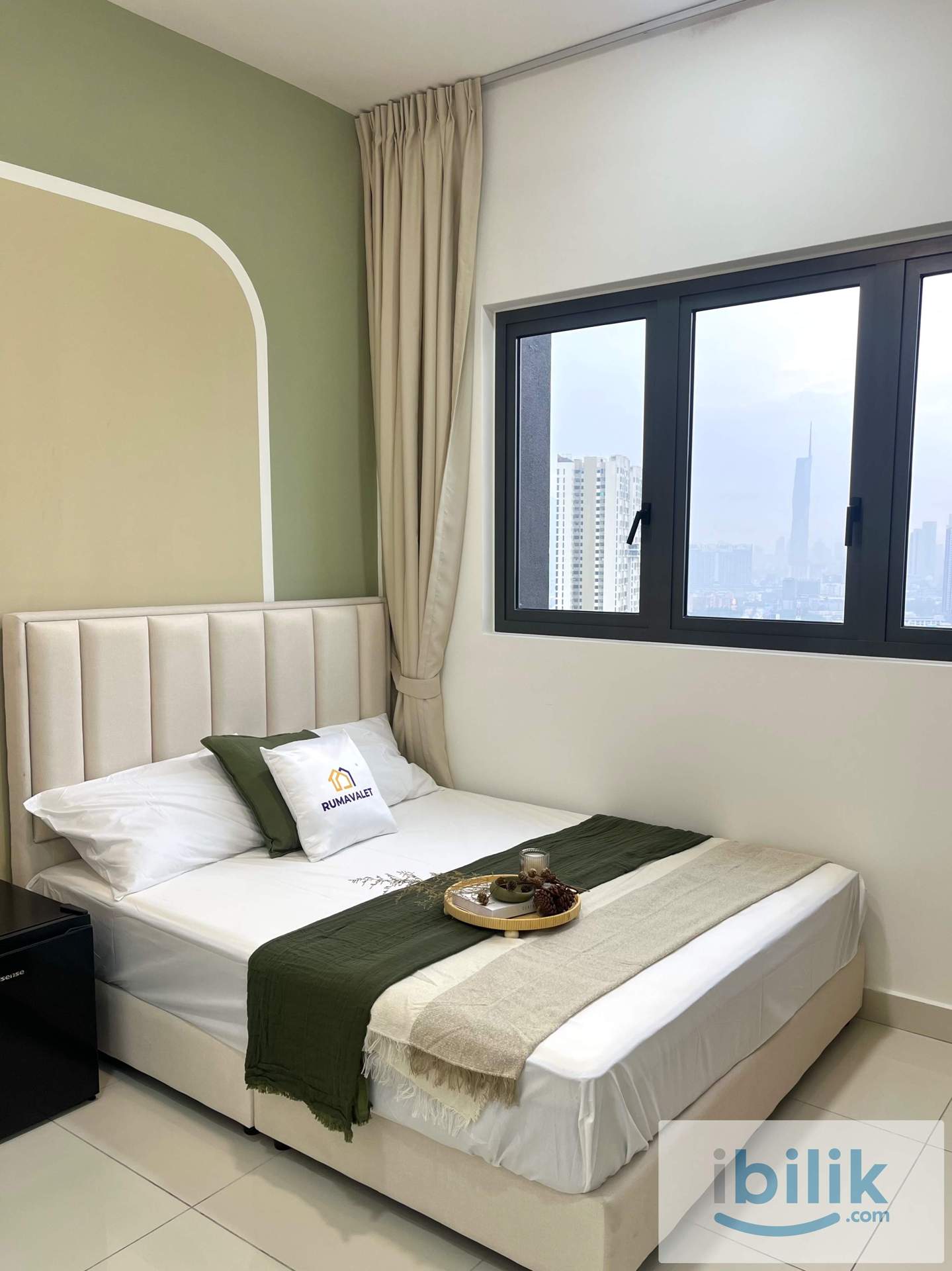 Private Master Room with Bathroom at Nexus Residence Taman Pertama Cheras KL - Image 1