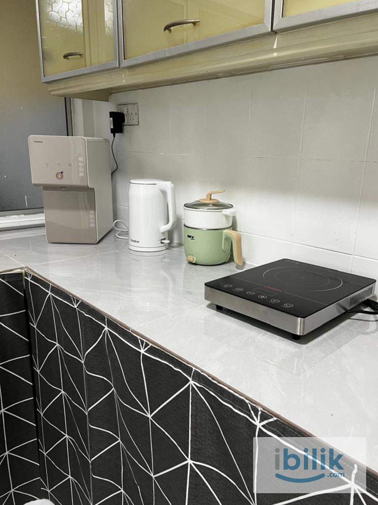Klang Single Room 5 Shared Bathroom (LADIES only Co-Living Space) - Image 3