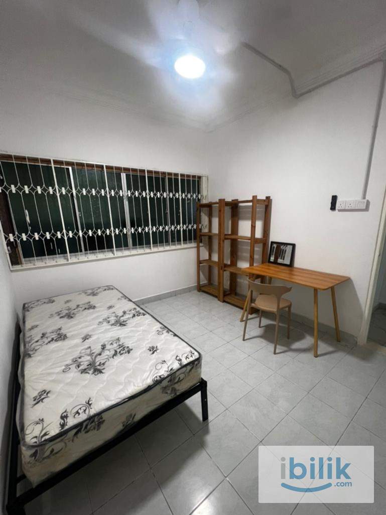 Klang Single Room 5 Shared Bathroom (LADIES only Co-Living Space) - Image 7