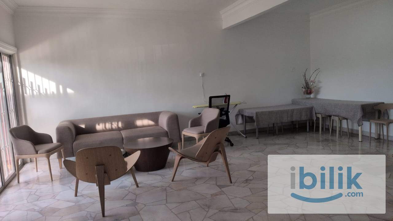 Klang Single Room 5 Shared Bathroom (LADIES only Co-Living Space) - Image 9