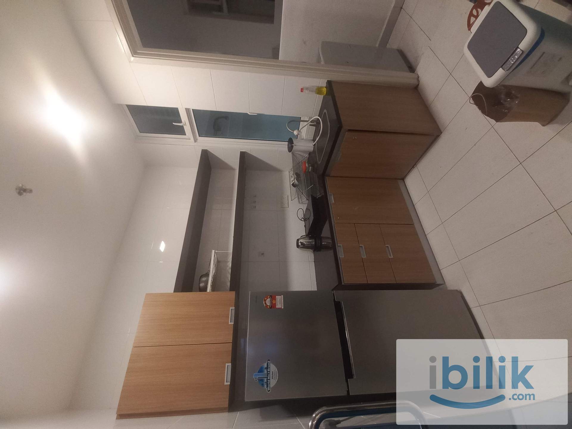 Fully Furnished Co-Living Room for Rent at KOTA Laksamana - Image 2