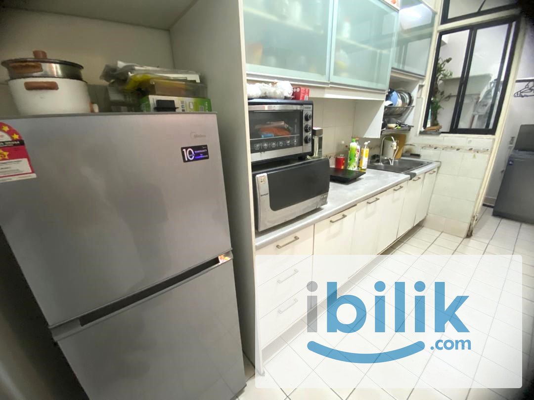Casa Indah 1 Male Furnished Room🚶🏻6min Walk to MRT Surian/IOI Damansara🌇Condo facilities🧹Weekly Cleaning & Free Wifi - Image 2
