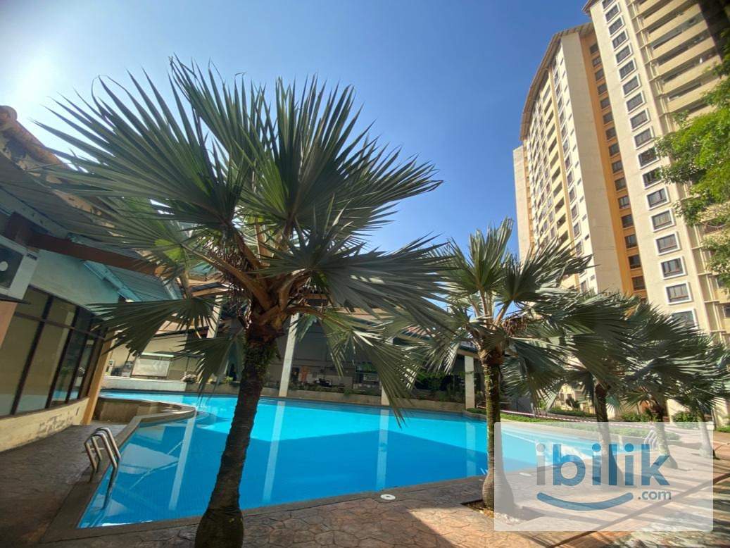 Actual Photo Big Nice Middle Room🚶🏻Walk to MRT Surian/IOI Damansara/Sunway Medical🏊🏼Weekly Cleaning🧹Free Wifi  - Image 4