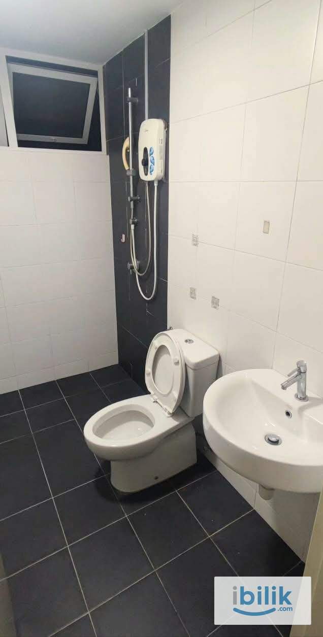 Master Room (Private toilet) RM900 - Image 2
