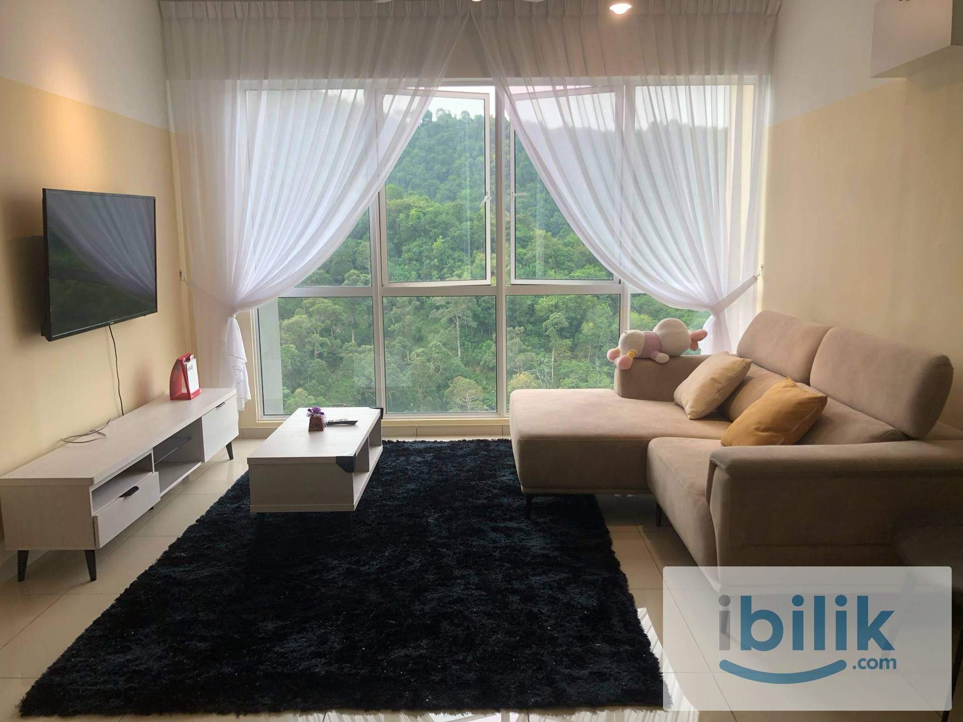 Single Room at Emerald Residence Bayan Lepas for Rent (Chinese Female) - Image 1