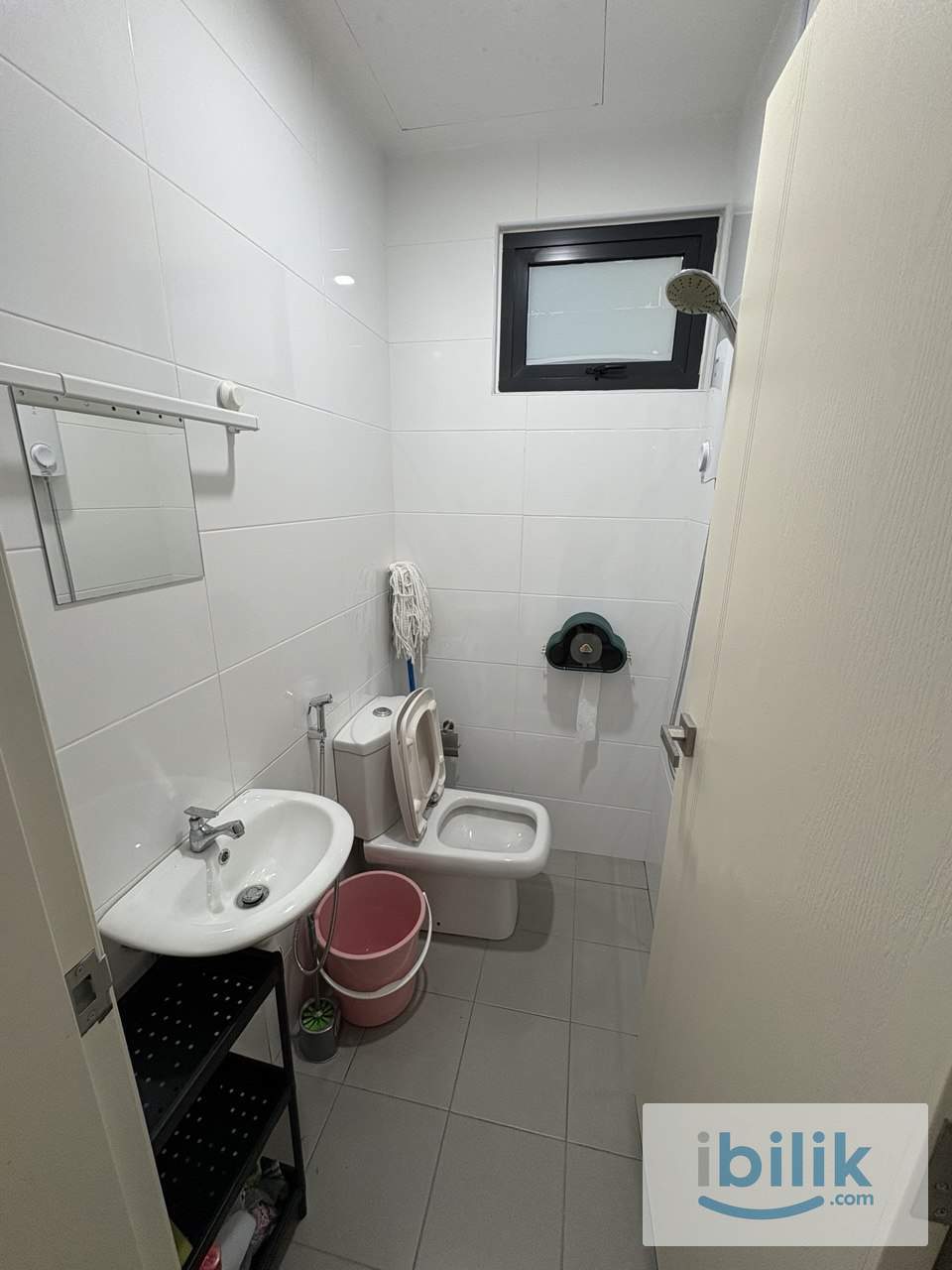 Jelutong Single Room Fully Furnished Near Georgetown  - Image 4
