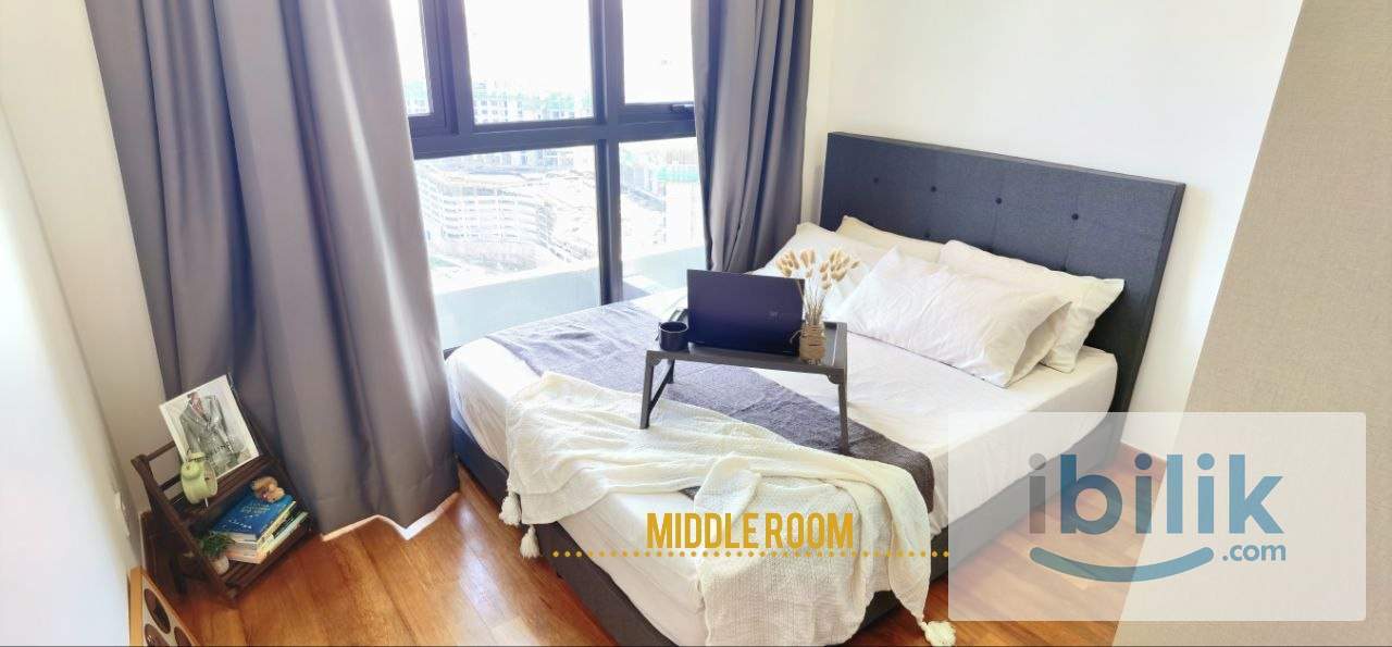 MUZE@PICC Middle Room Brand New Fully Furnished City View - Image 1