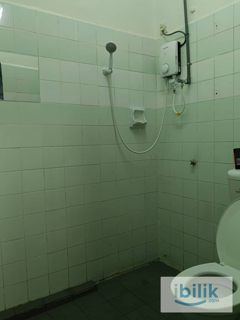 Middle Room @ Alma, Bukit Mertajam - Image 5